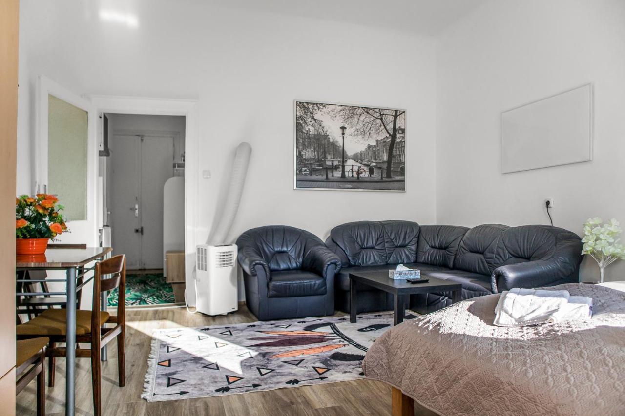 Cozy 1Br Apt. Near Millenium Tower & Danube River Appartement Wenen Buitenkant foto